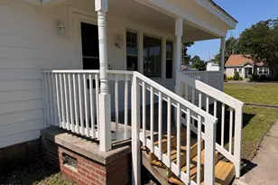 911 W Elizabeth St, Elizabeth City, NC 27909 - Photo 5