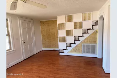 911 W Elizabeth Street, Elizabeth City, NC 27909 - Photo 7