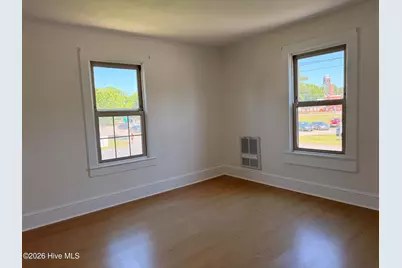 911 W Elizabeth Street, Elizabeth City, NC 27909 - Photo 25