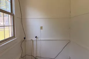 911 W Elizabeth St, Elizabeth City, NC 27909 - Photo 19