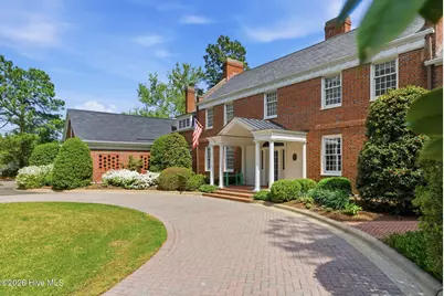 200 Hollycrest Drive, Pinehurst, NC 28374 - Photo 5