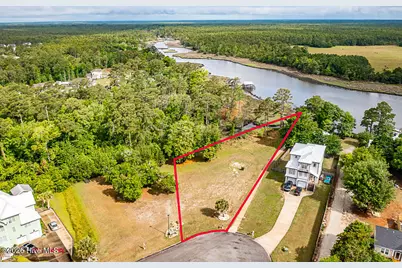 113 Key West Lane, Newport, NC 28570 - Photo 1