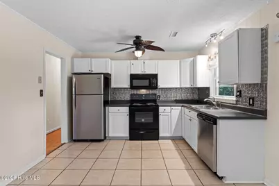 1646 Waterway Drive SW, Ocean Isle Beach, NC 28469 - Photo 15