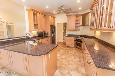 62 Abbington Place SW, Ocean Isle Beach, NC 28469 - Photo 11