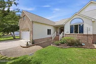 833 Pelican Dr, New Bern, NC 28560 - Photo 31