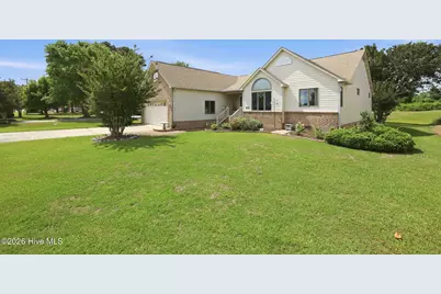 833 Pelican Drive, New Bern, NC 28560 - Photo 1