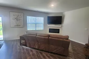 1187 Queensland Ln, Ayden, NC 28513 - Photo 5