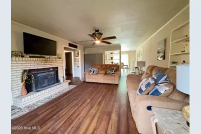 1716 Crescent Drive, Elizabeth City, NC 27909 - Photo 3