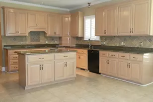 202 Walnut Cove Dr, Lumberton, NC 28358 - Photo 17