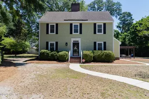 311 Doll St, Elizabethtown, NC 28337 - Photo 1