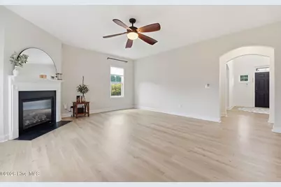 114 Sandy Springs Road, Aberdeen, NC 28315 - Photo 11