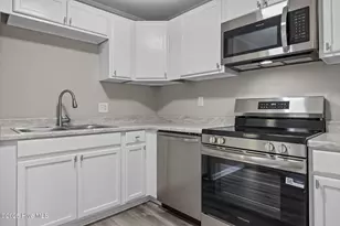 1102 Danbury Rd, Fayetteville, NC 28311 - Photo 9