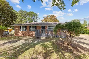 1102 Danbury Rd, Fayetteville, NC 28311 - Photo 1