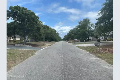 107 NE 35th Street, Oak Island, NC 28465 - Photo 7