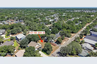 107 NE 35th Street, Oak Island, NC 28465 - Photo 25