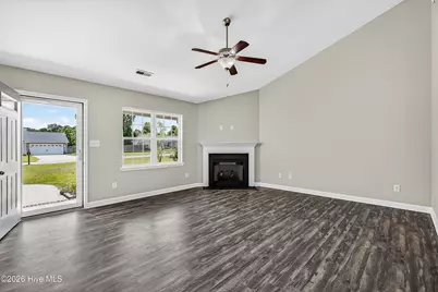 317 Reid Court N, Jacksonville, NC 28540 - Photo 5