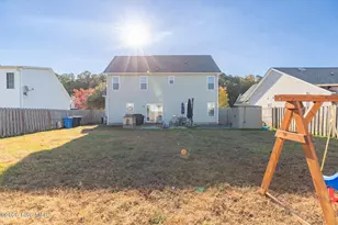 302 Providence Dr, Jacksonville, NC 28546 - Photo 19