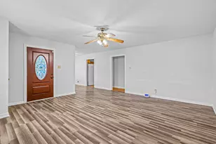 114 Country Club Rd, Jacksonville, NC 28546 - Photo 9