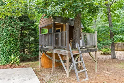 255 W Hedgelawn Way, Southern Pines, NC 28387 - Photo 33