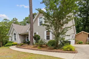 255 W Hedgelawn Way, Southern Pines, NC 28387 - Photo 1
