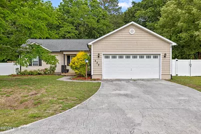 137 Briar Hollow Drive, Jacksonville, NC 28540 - Photo 1