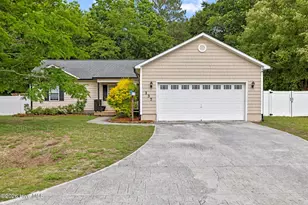 137 Briar Hollow Dr, Jacksonville, NC 28540 - Photo 1