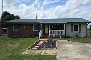17501 Lee's Mill Rd, Laurinburg, NC 28352 - Photo 1