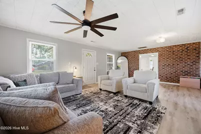 116 E Catawba Road, Greenville, NC 27834 - Photo 15