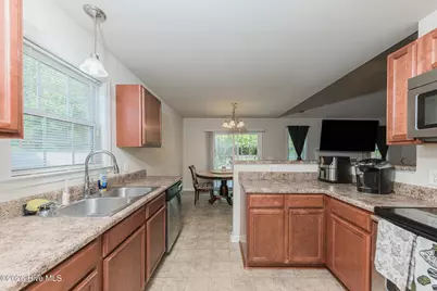 2004 W T. Whitehead Drive, Jacksonville, NC 28546 - Photo 15