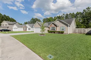 2004 W.T. Whitehead Dr, Jacksonville, NC 28546 - Photo 3