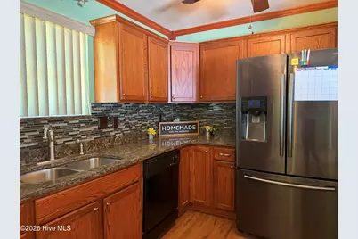 714 Conifer Circle, Jacksonville, NC 28540 - Photo 11
