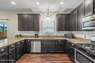 114 Bellchase Dr, Jacksonville, NC 28540 - Photo 17