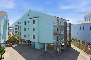 1717 Carolina Beach Ave N, Carolina Beach, NC 28428 - Photo 3