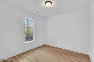 302 Pine Ct, Hampstead, NC 28443 - Photo 17