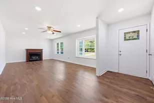 122 Forest Dr, Aberdeen, NC 28315 - Photo 3