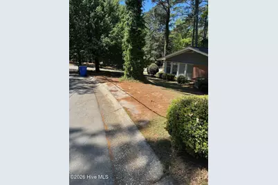 2224 Mirror Lake Drive, Fayetteville, NC 28303 - Photo 7