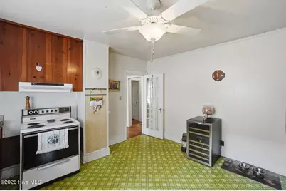 806 Maple Street, Elizabeth City, NC 27909 - Photo 15