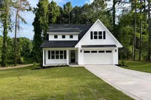 701 Sunset Dr, Carthage, NC 28327 - Photo 1