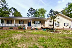 11 Fayetteville Rd, Elizabethtown, NC 28337 - Photo 1