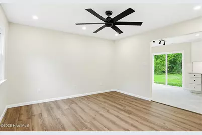 105 Ramsey Drive, Jacksonville, NC 28540 - Photo 7