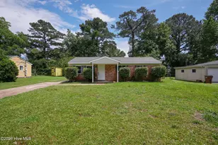 105 Ramsey Dr, Jacksonville, NC 28540 - Photo 3