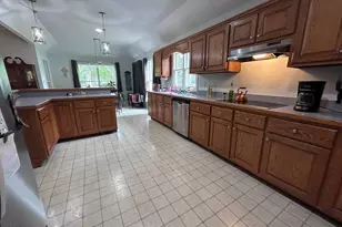 104 Chowan Cir, Hertford, NC 27944 - Photo 5