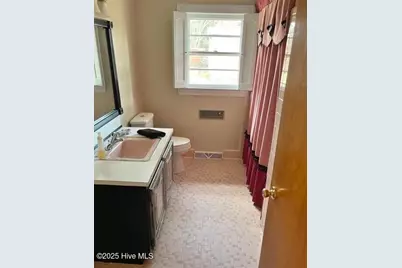 211 Nichols Drive, Greenville, NC 27858 - Photo 7