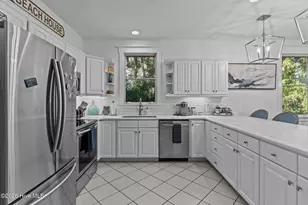7 Col William Rhett Trail, Bald Head Island, NC 28461 - Photo 11