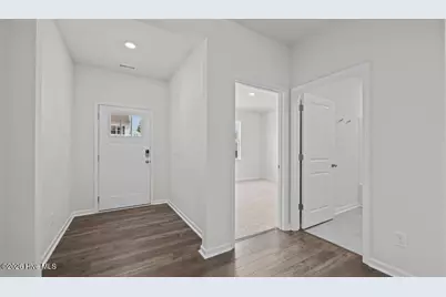 2012 Hap Barden Way, New Bern, NC 28562 - Photo 5