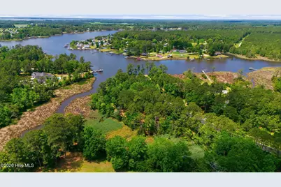 960 Southern Plantation Drive N, Oriental, NC 28571 - Photo 9