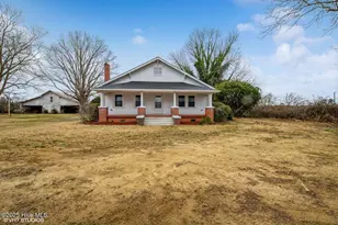 2291 Goldsboro Hwy, Newton Grove, NC 28366 - Photo 1