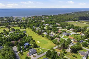 206 Spruce Dr, Morehead City, NC 28557 - Photo 9