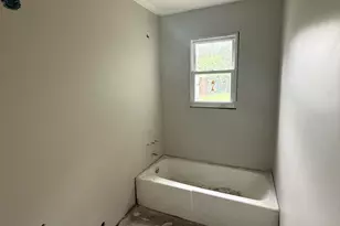 [Address not provided], Kinston, NC 28501 - Photo 5