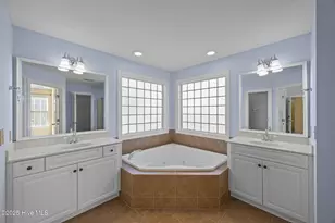 201 Quincy Ct, New Bern, NC 28560 - Photo 25